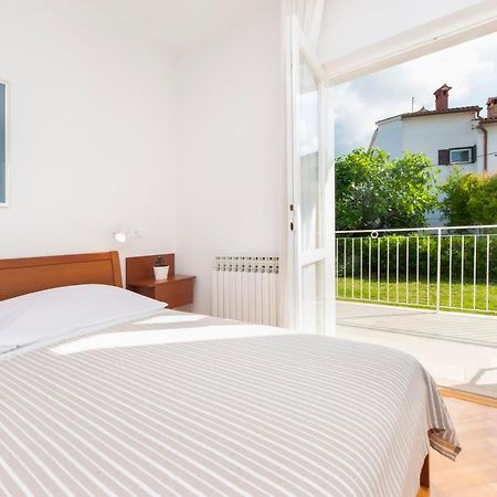 Apartments Magnolia Rovinj Luaran gambar