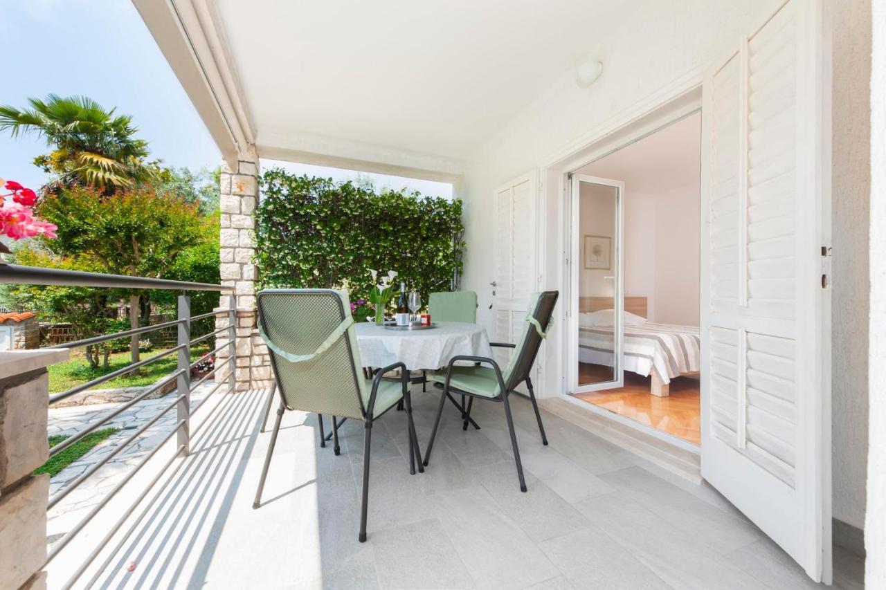 Apartments Magnolia Rovinj Luaran gambar