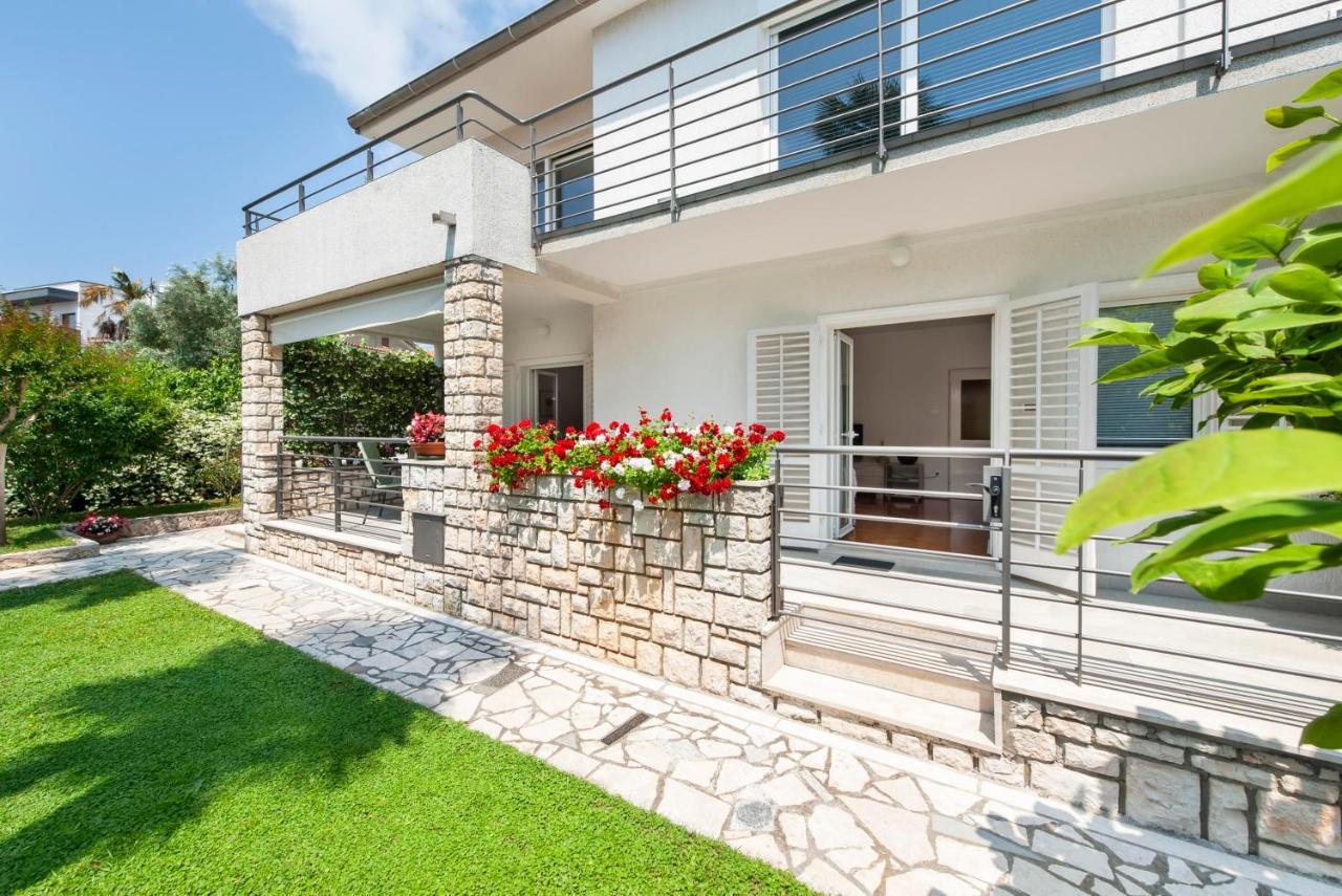 Apartments Magnolia Rovinj Luaran gambar
