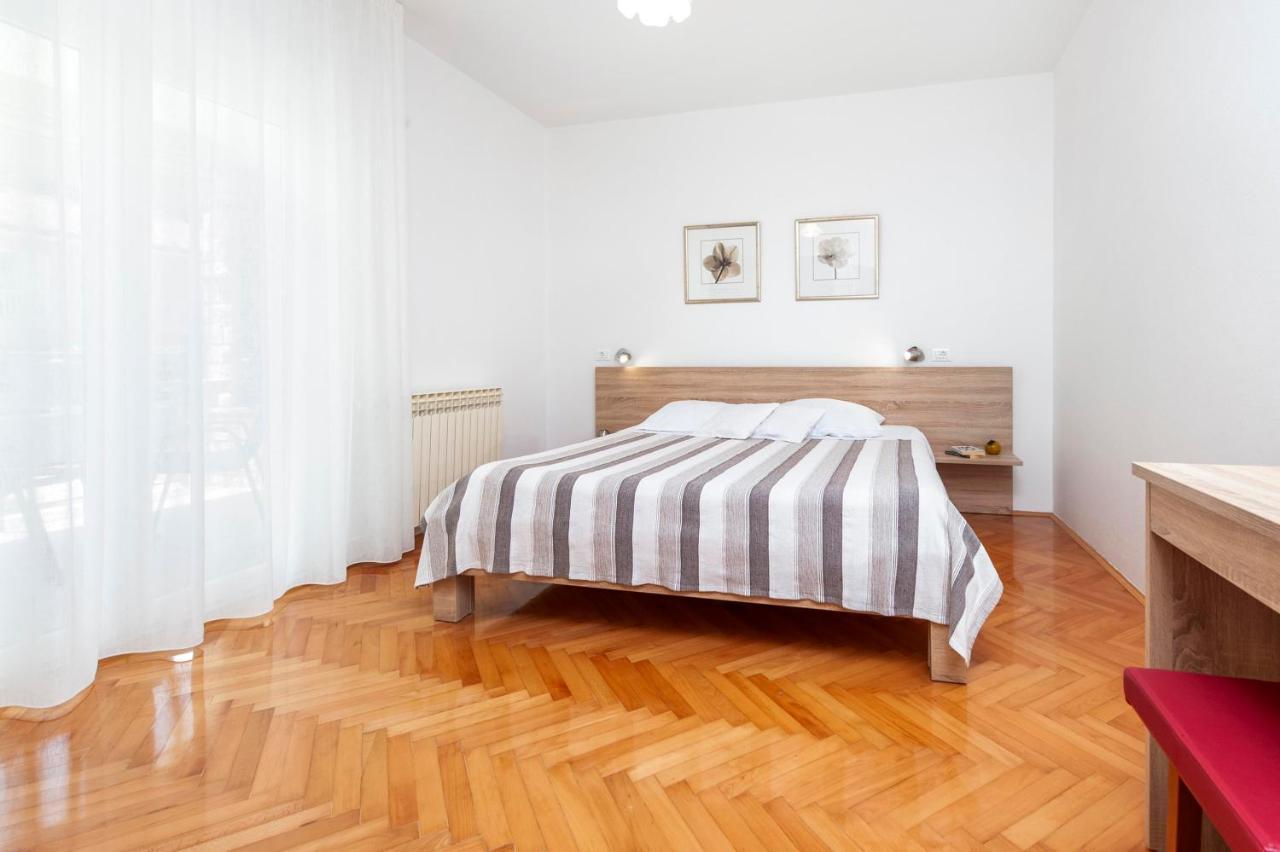 Apartments Magnolia Rovinj Luaran gambar