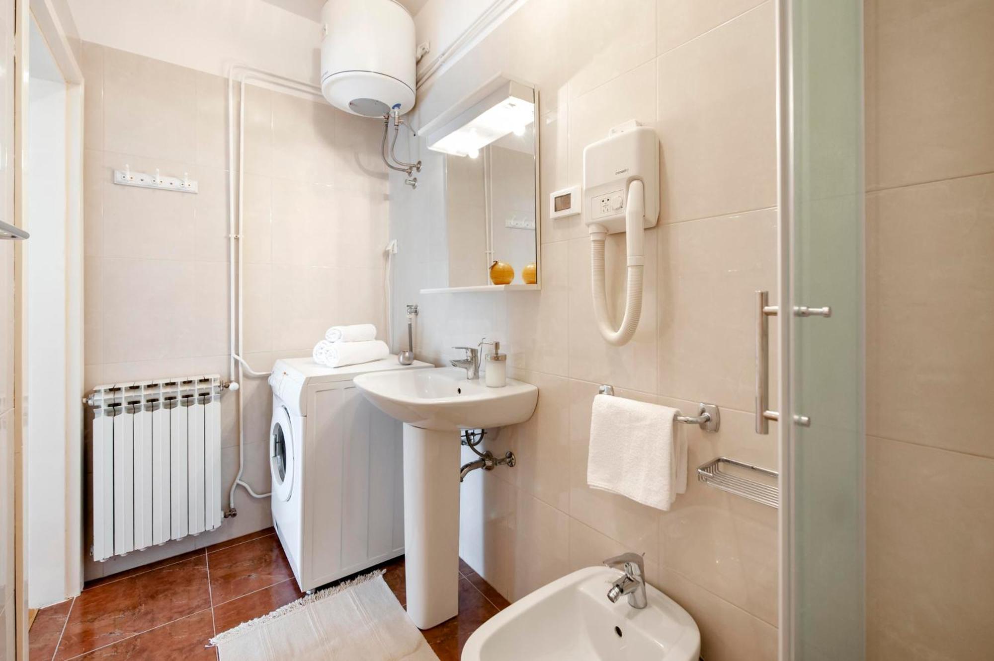 Apartments Magnolia Rovinj Luaran gambar