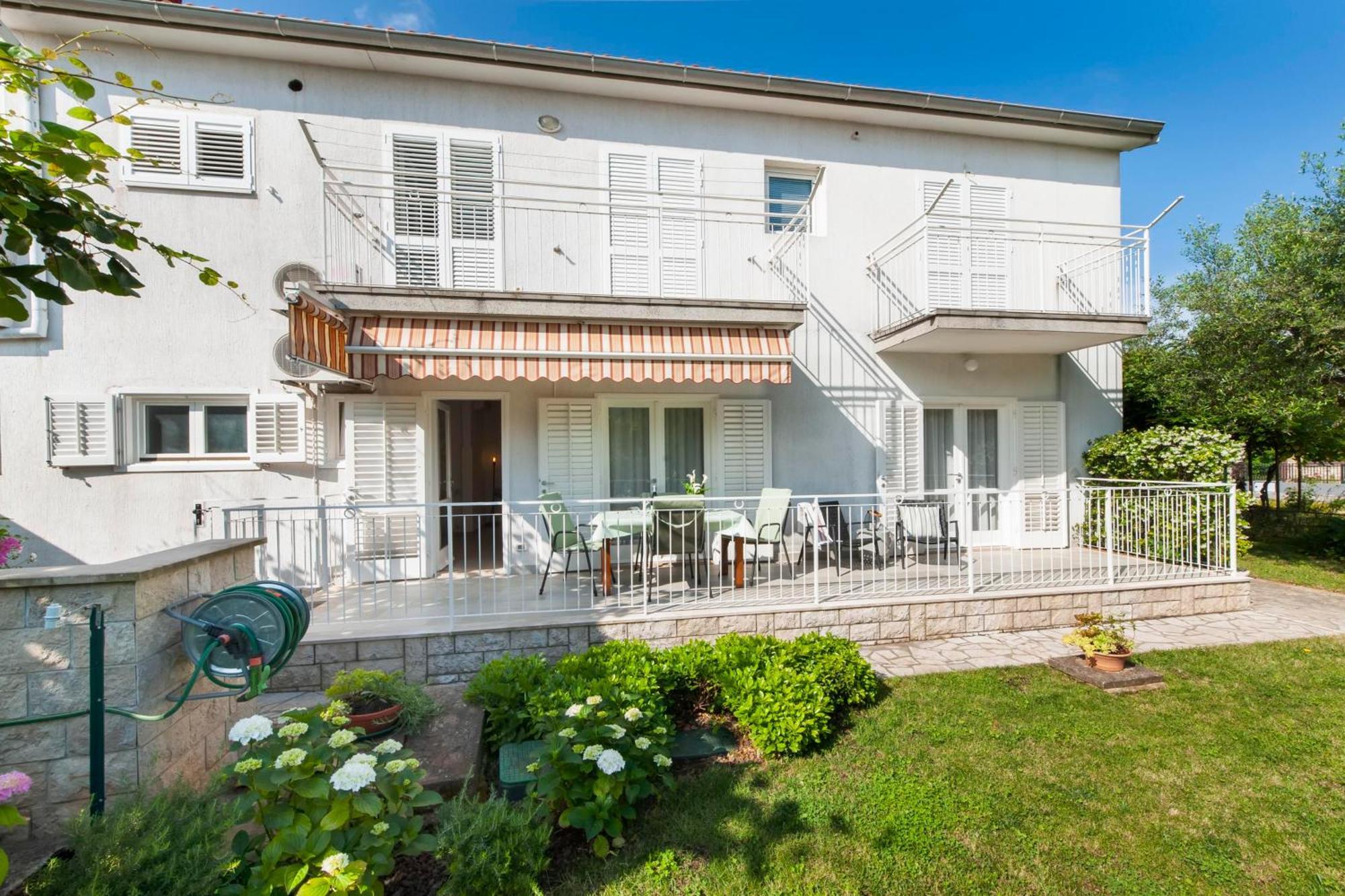 Apartments Magnolia Rovinj Luaran gambar