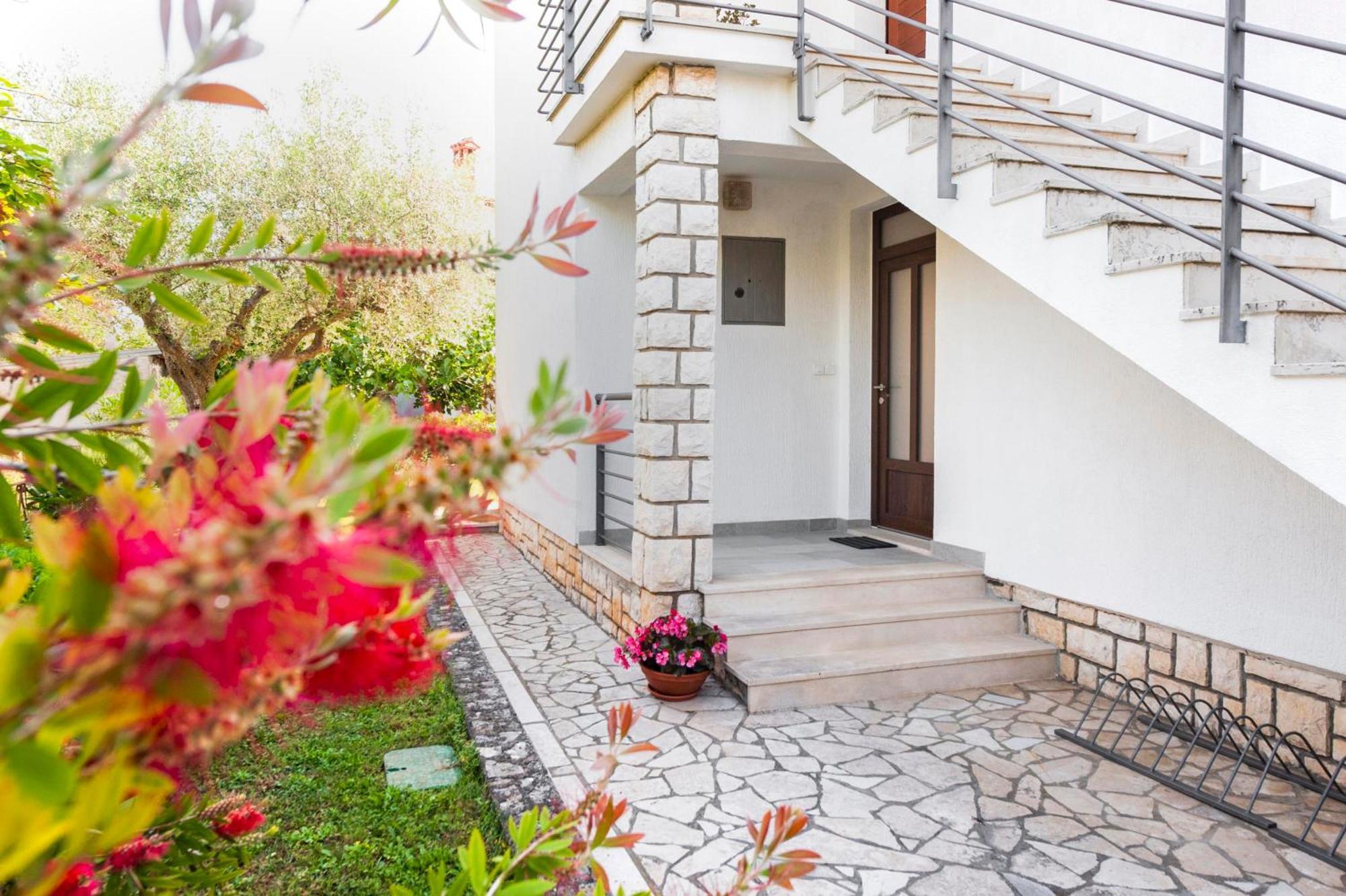 Apartments Magnolia Rovinj Luaran gambar