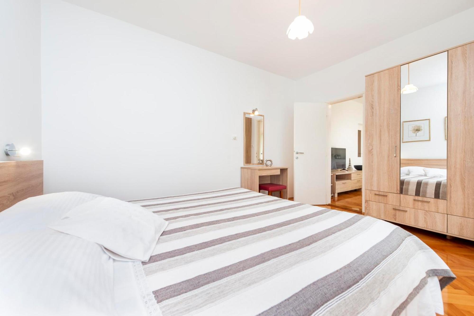Apartments Magnolia Rovinj Luaran gambar